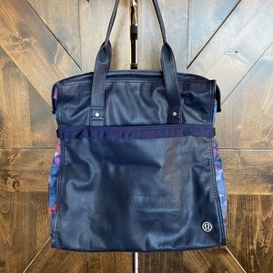 Lululemon tote bag. Navy.